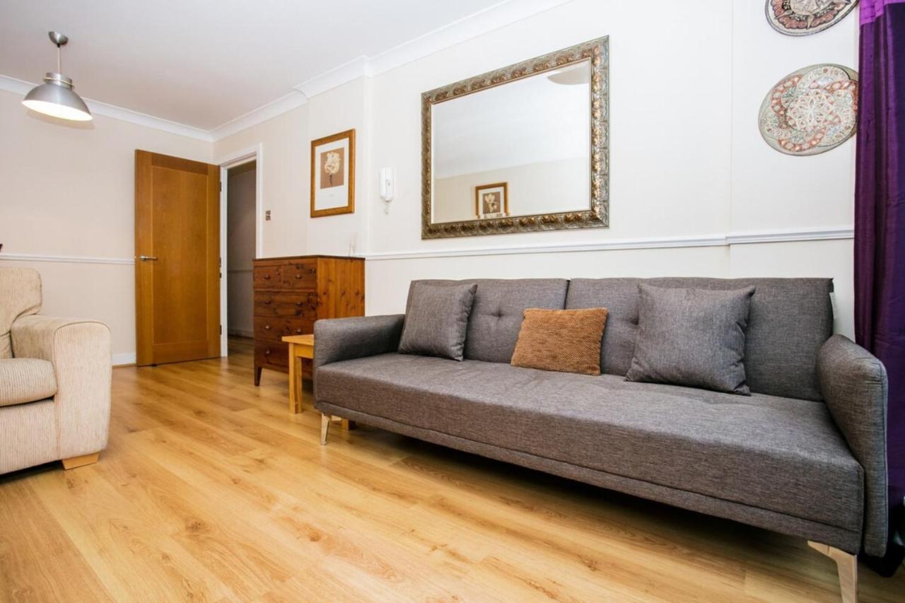 1 Bedroom Apartment On The Riverbank Near St Paul'S Londýn Exteriér fotografie